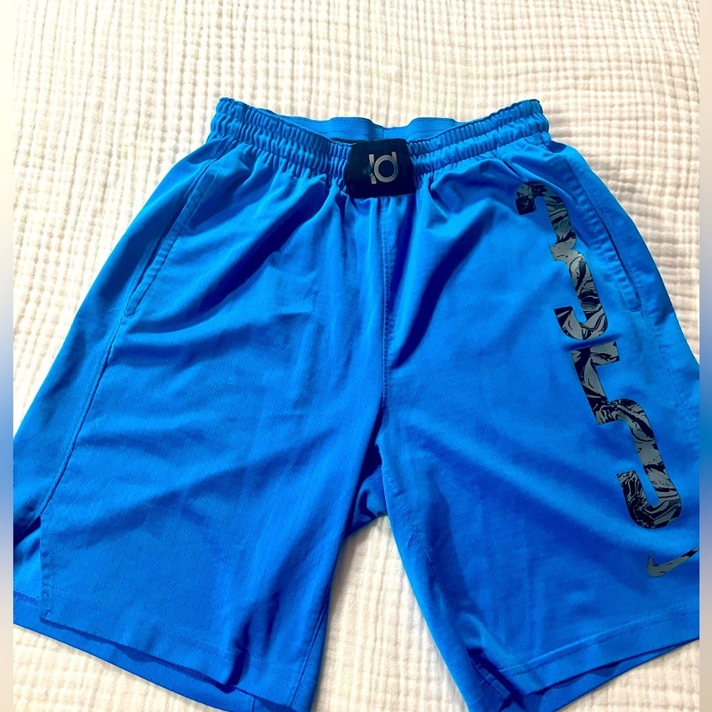 Nike KD Athletic Shorts Mesh - Large